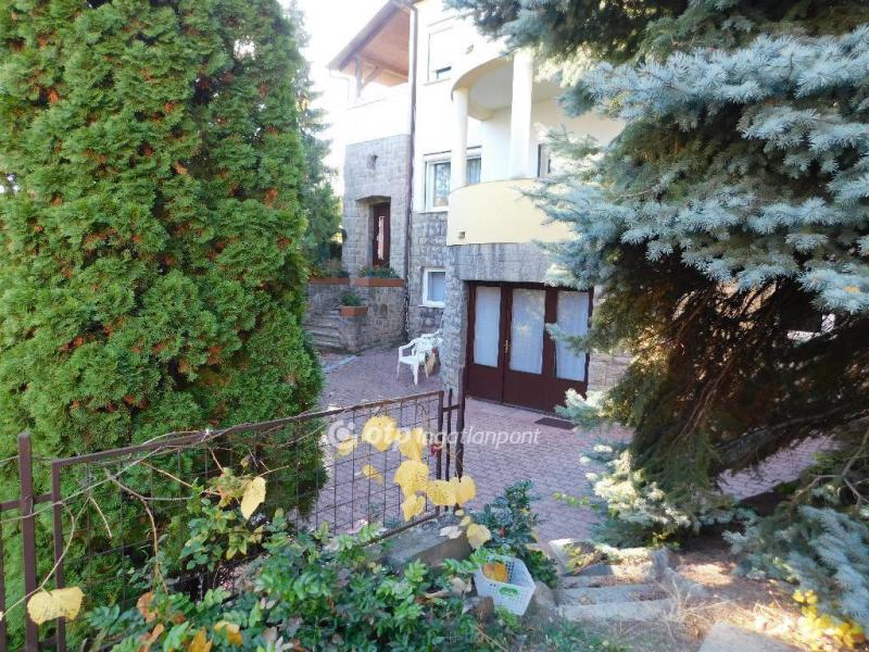 Eladó családi ház Pécs