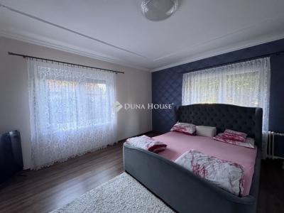 Eladó családi ház Pécs