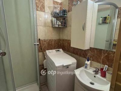 Eladó lakás Debrecen
