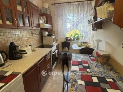 Eladó lakás Debrecen