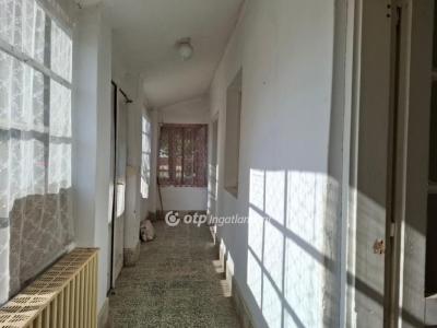 Eladó családi ház Biharkeresztes