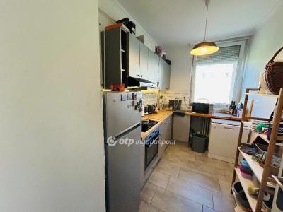 Eladó lakás Debrecen