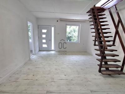 Eladó családi ház Szigetmonostor