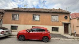 Eladó családi ház Pécs