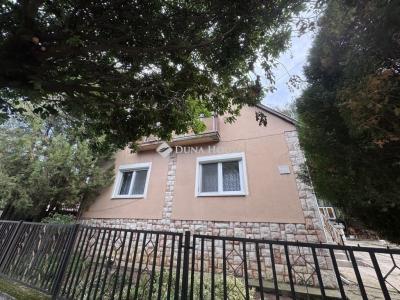 Eladó családi ház Pécs