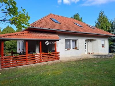 Eladó családi ház Nagykozár