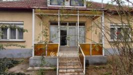 Eladó családi ház Hatvan