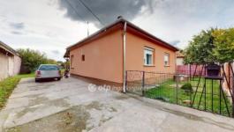 Eladó családi ház Halmaj