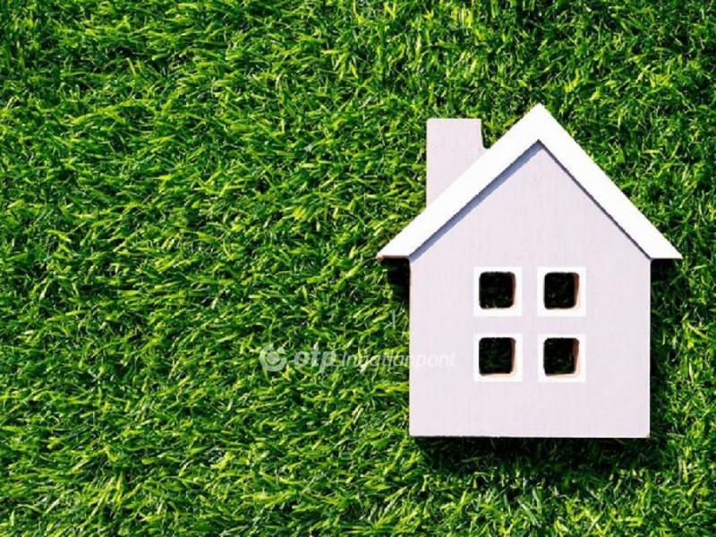 Eladó lakóövezeti telek Debrecen