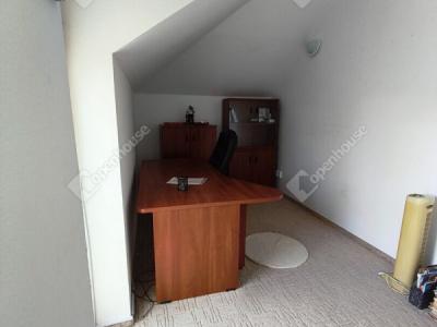 Eladó családi ház Alsóörs