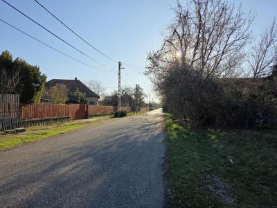 Eladó családi ház Szigethalom