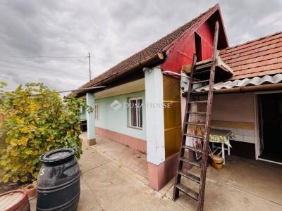 Eladó családi ház Tápiószecső
