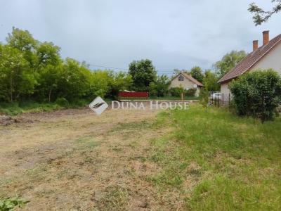 Eladó lakóövezeti telek Tápiószele