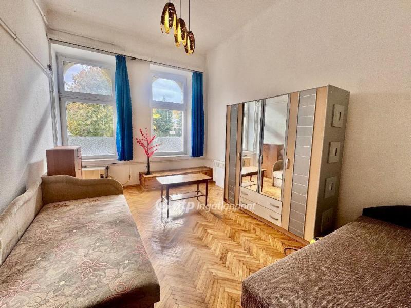 Eladó lakás Budapest