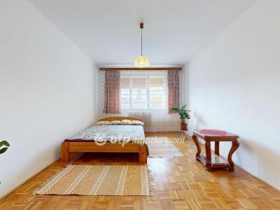 Eladó lakás Nyíregyháza