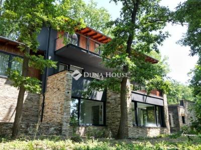 Eladó családi ház Kismaros