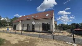 Eladó ikerház Vác