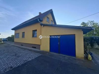 Eladó családi ház Tóalmás