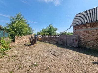 Eladó nyaraló Tóalmás