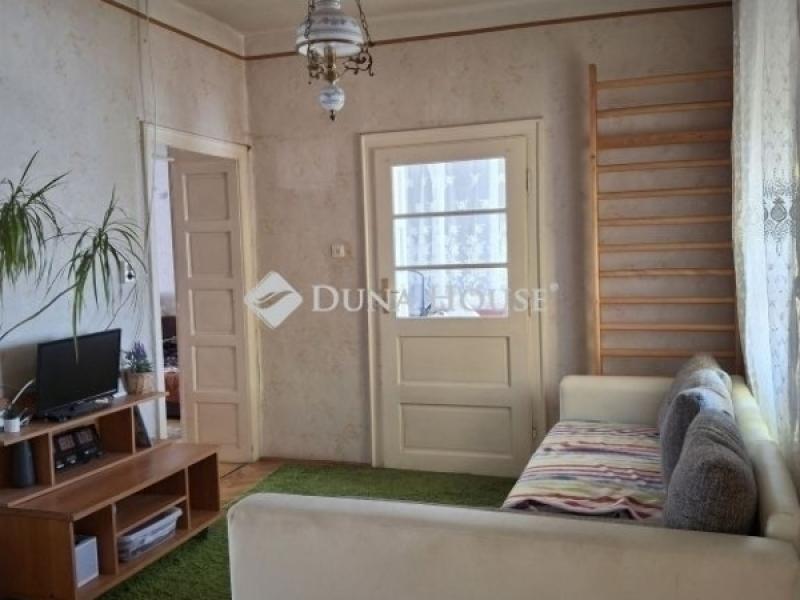 Eladó családi ház Tápiószecső