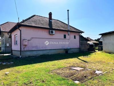 Eladó családi ház Tápiószecső