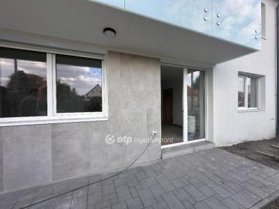 Eladó lakás Albertirsa