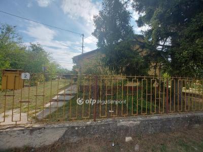 Eladó családi ház Táborfalva