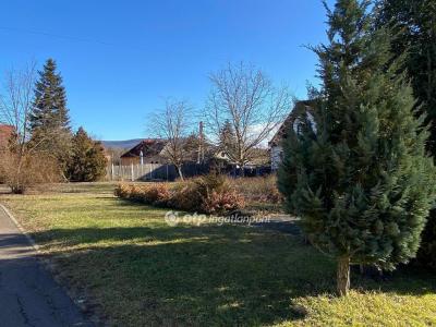 Eladó lakóövezeti telek Eger