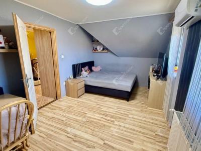 Eladó lakás Üllő