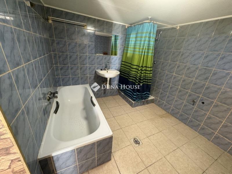 Eladó családi ház Jászberény