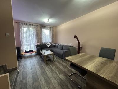 Eladó lakás Aszód