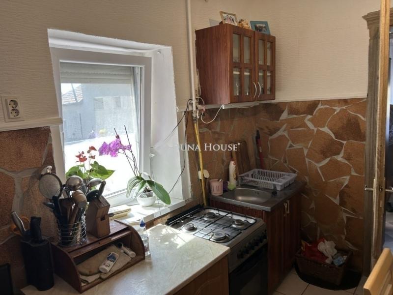 Eladó családi ház Tura