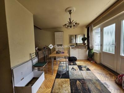 Eladó családi ház Diósd