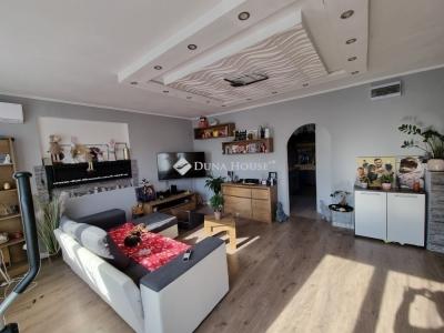 Eladó családi ház Budaörs