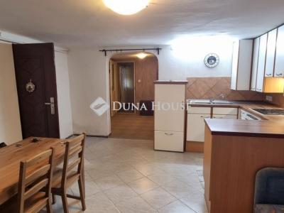 Eladó lakás Budaörs