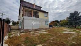 Eladó családi ház Monor