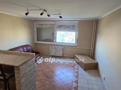 Eladó lakás Szolnok