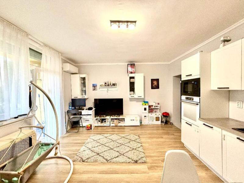 Eladó lakás Kecskemét