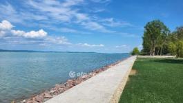 Eladó lakás Balatonszemes