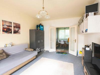 Eladó lakás Gárdony