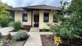 Eladó családi ház Veresegyház