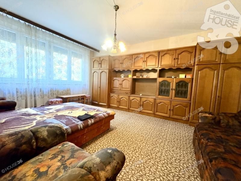 Eladó lakás Kecskemét