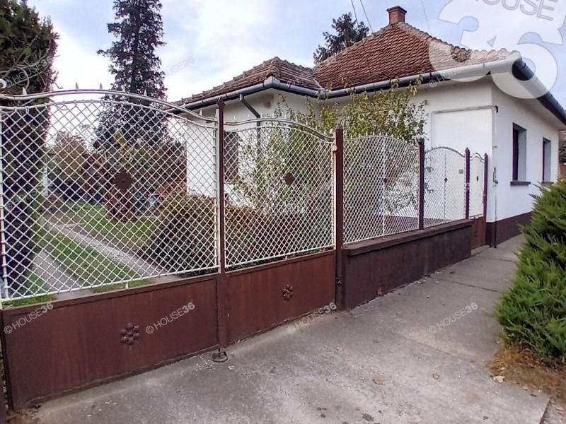 Eladó családi ház Lajosmizse