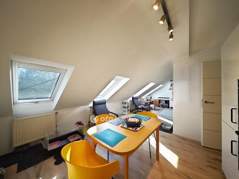 Eladó lakás Dunakeszi