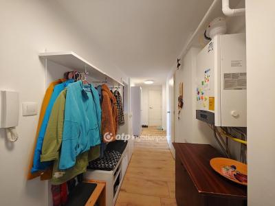 Eladó lakás Dunakeszi