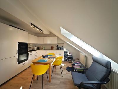 Eladó lakás Dunakeszi