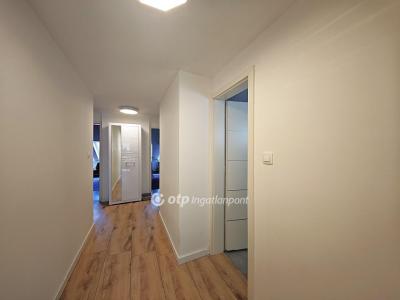 Eladó lakás Dunakeszi