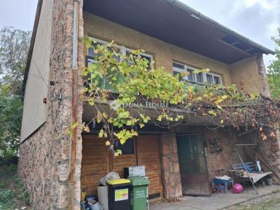 Eladó családi ház Dunaalmás