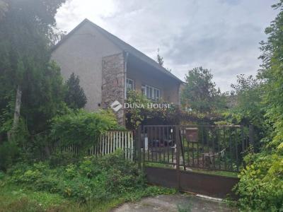 Eladó családi ház Dunaalmás