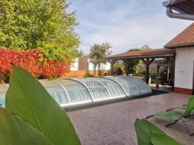 Eladó családi ház Taksony